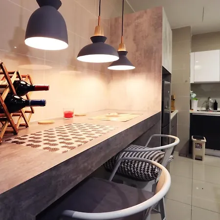 Lily And Loft - Kl Gateway Bangsar Lrt, Wifi, Netflix Apartment Kuala Lumpur Exterior photo
