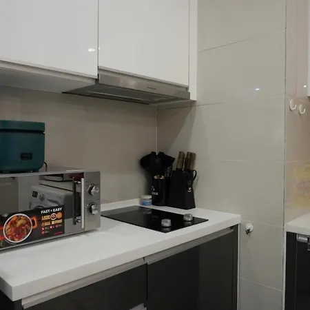 Lily And Loft - Kl Gateway Bangsar Lrt, Wifi, Netflix Apartment Kuala Lumpur Exterior photo