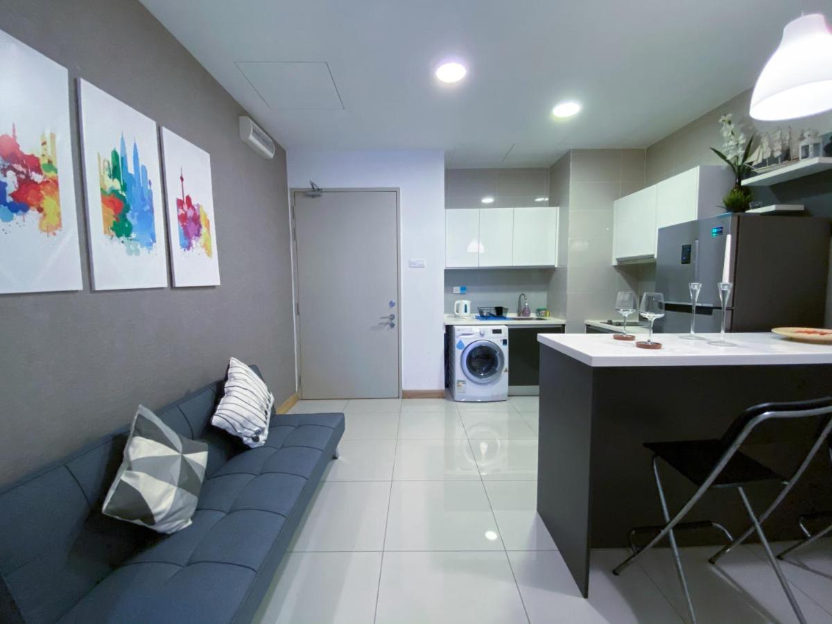 Lily And Loft - Kl Gateway Bangsar Lrt, Wifi, Netflix Kuala Lumpur