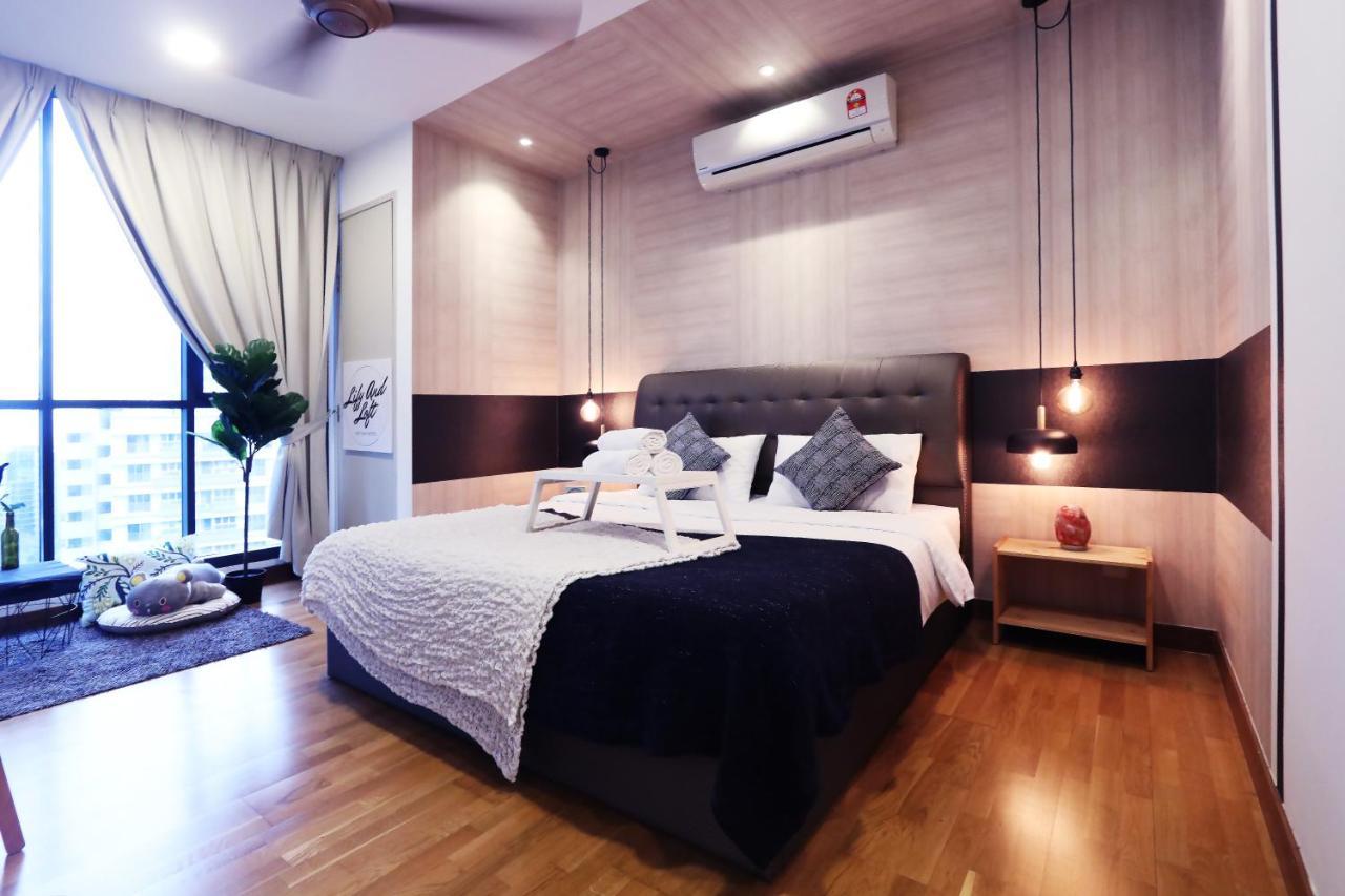 Apartment Lily And Loft - Kl Gateway Bangsar Lrt, Wifi, Netflix *