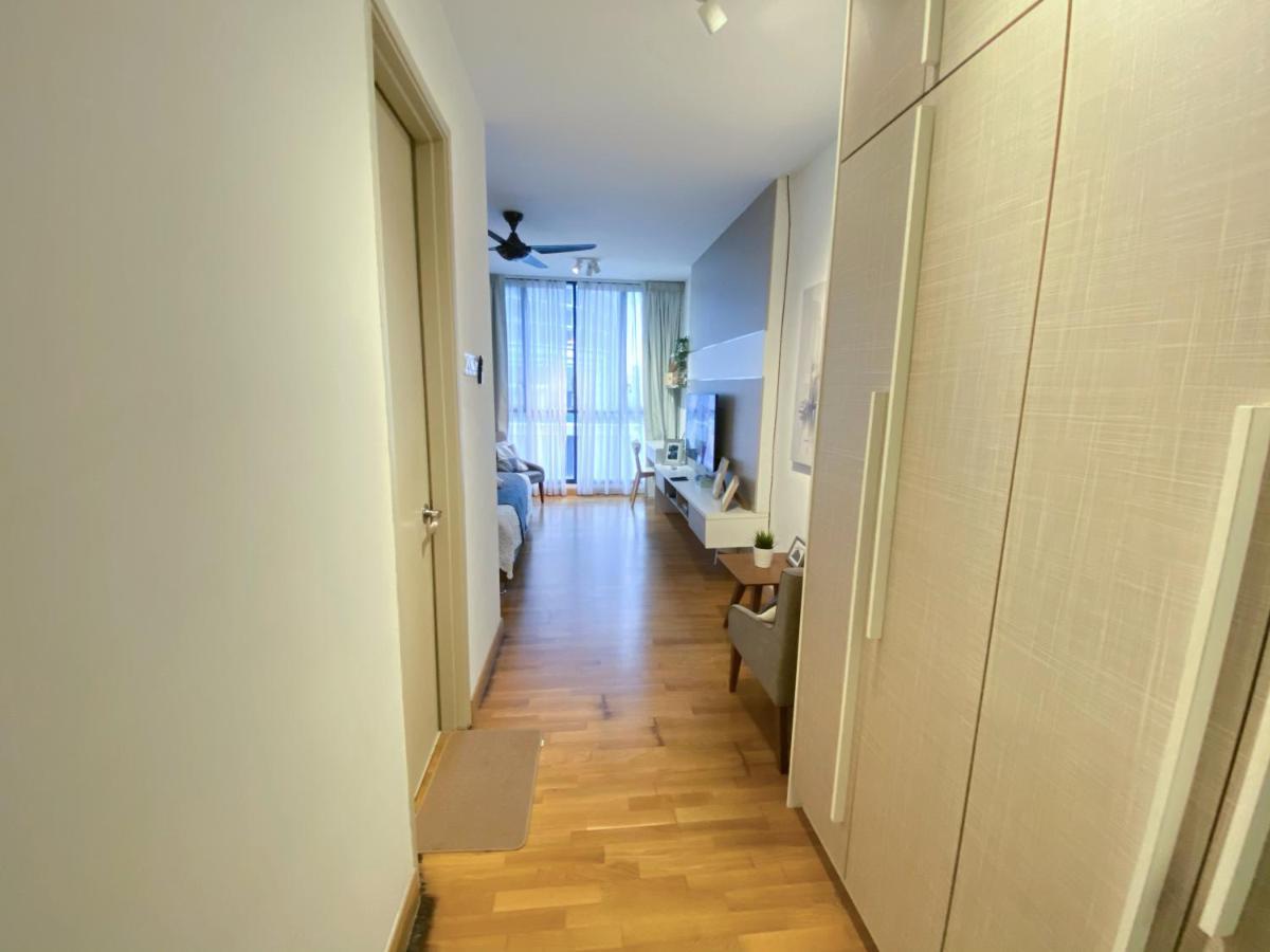 Apartment Lily And Loft - Kl Gateway Bangsar Lrt, Wifi, Netflix Kuala Lumpur