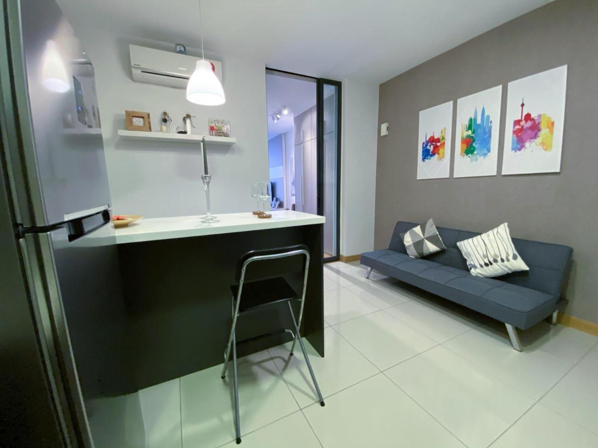 Lily And Loft - Kl Gateway Bangsar Lrt, Wifi, Netflix Kuala Lumpur